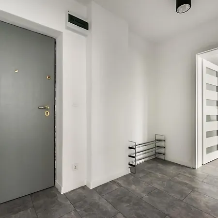 Apartment Saska Kepa Comfort Warsaw