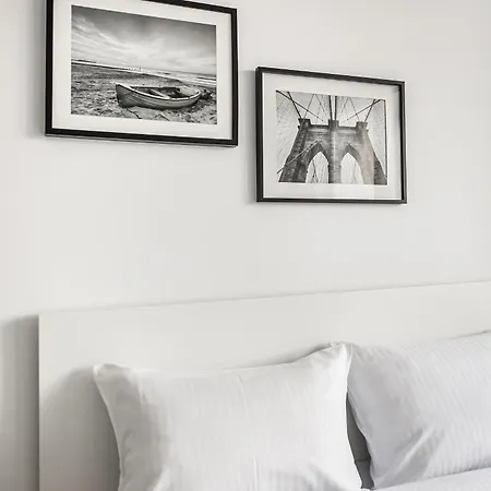 Saska Kepa Comfort Apartment *