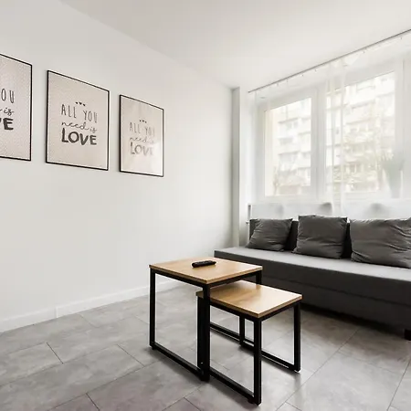 Apartment Saska Kepa Comfort *